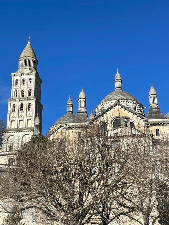 Le Patio Chambres Et Tables D'Hotes La Tour-Blanche ภายนอก รูปภาพ