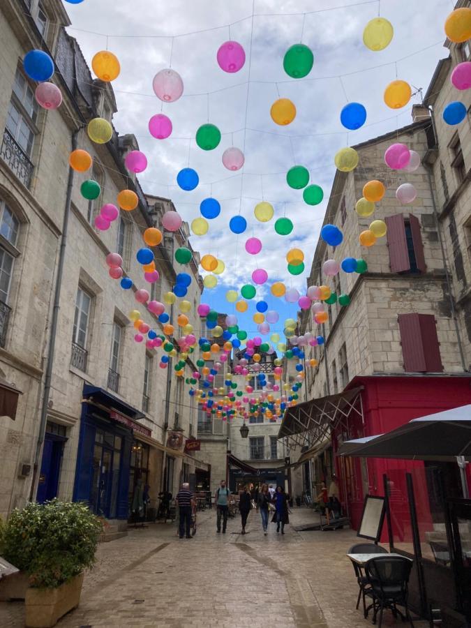 Le Patio Chambres Et Tables D'Hotes La Tour-Blanche ภายนอก รูปภาพ