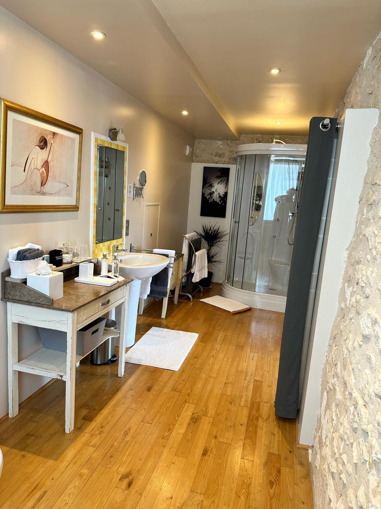 Le Patio Chambres Et Tables D'Hotes La Tour-Blanche ภายนอก รูปภาพ