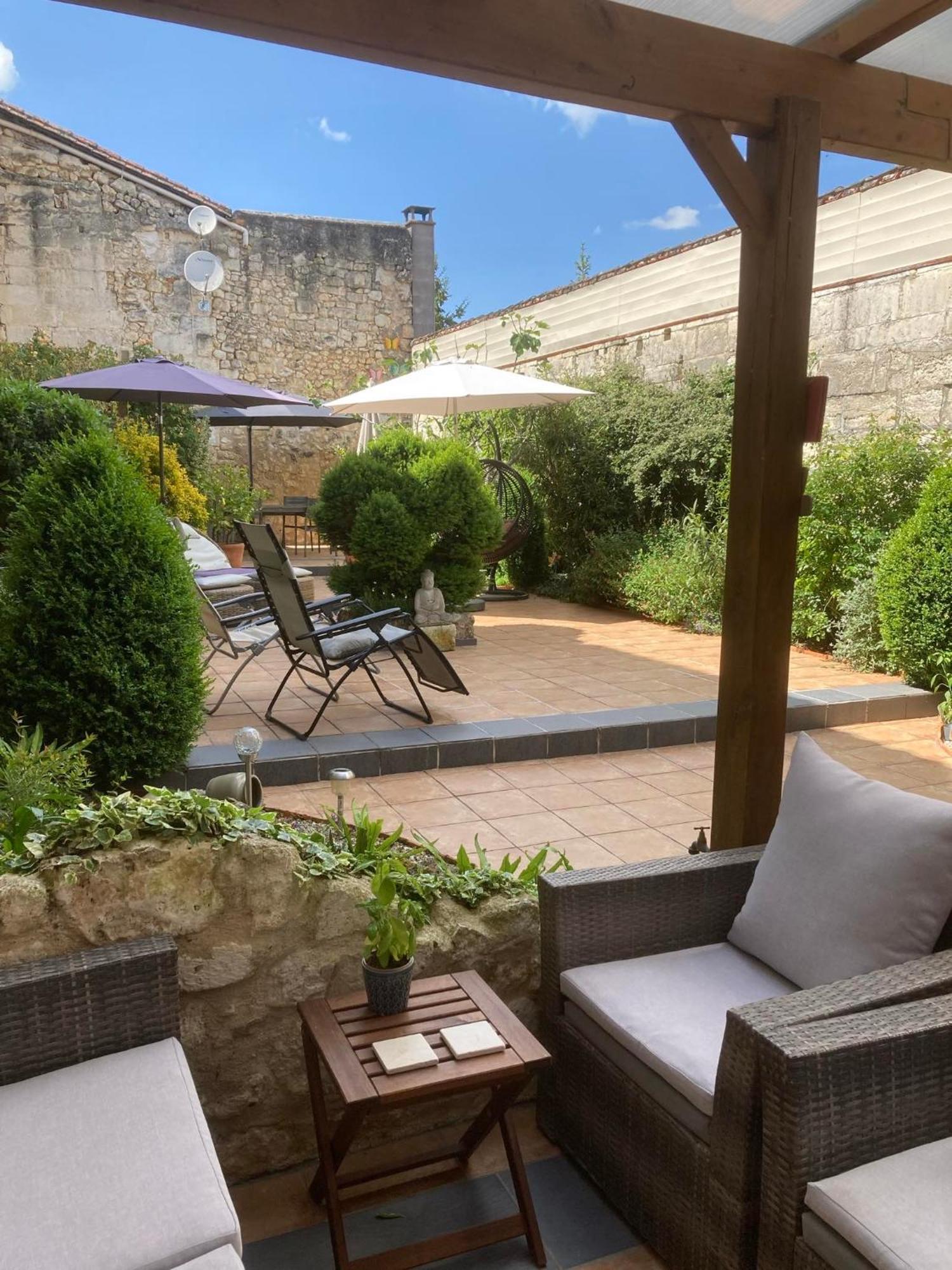 Le Patio Chambres Et Tables D'Hotes La Tour-Blanche ภายนอก รูปภาพ